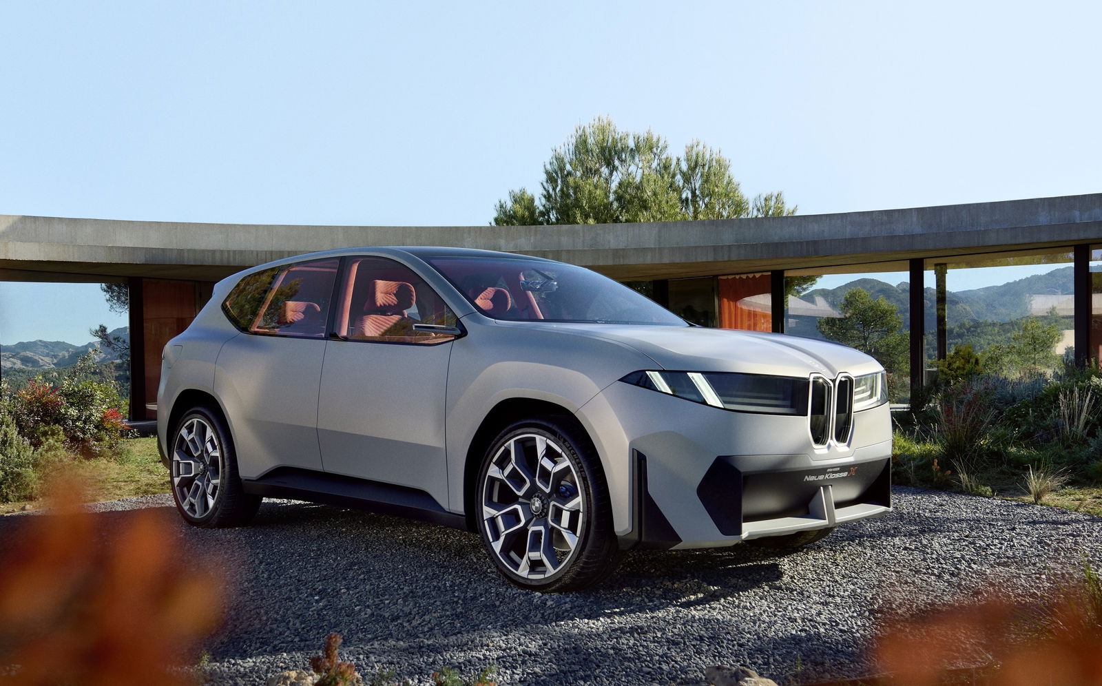 BMW Vision Neue Klasse X - front